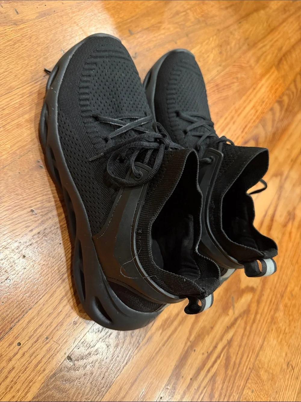 N/A versatile black